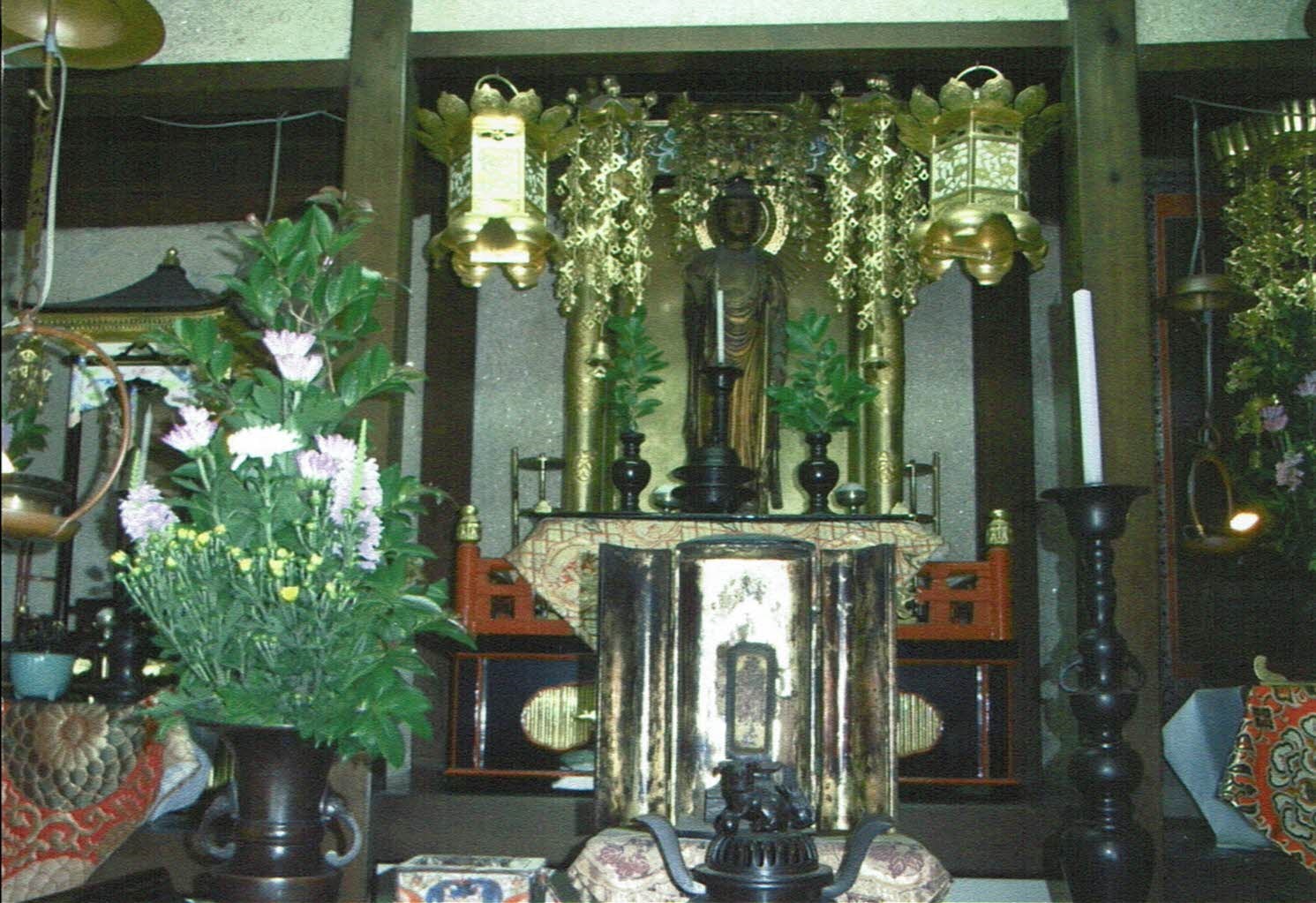 光蓮寺の仏壇